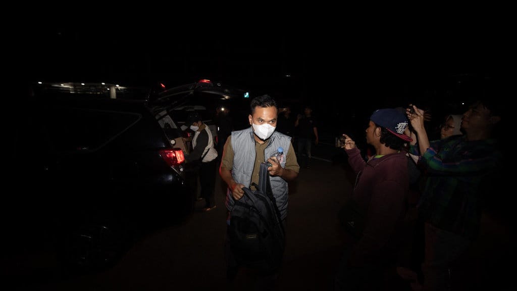 KPK Sita Barang Bukti Senilai Rp2 M dari OTT Bupati Muara Enim KPK Sita Barang Bukti Senilai Rp2 M dari OTT Bupati Muara Enim