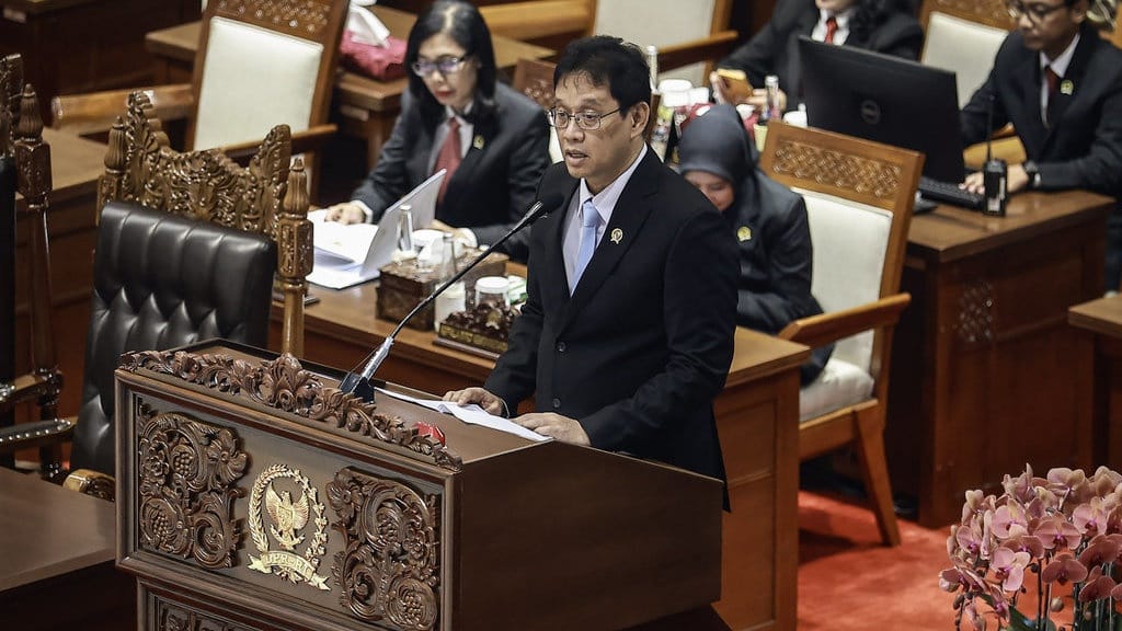 DPR dan Pemerintah Sepakati Asumsi Makro KEM PPKF 2027 DPR dan Pemerintah Sepakati Asumsi Makro KEM PPKF 2027