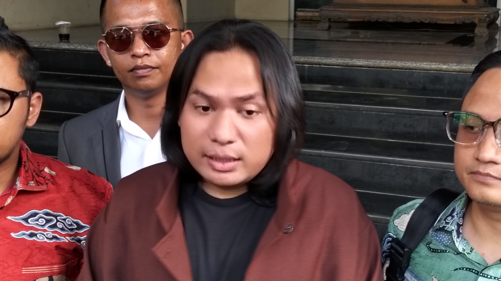 Kasus Travel Umrah, Keanu Dicecar 28 Pertanyaan di Polda Metro Kasus Travel Umrah, Keanu Dicecar 28 Pertanyaan di Polda Metro