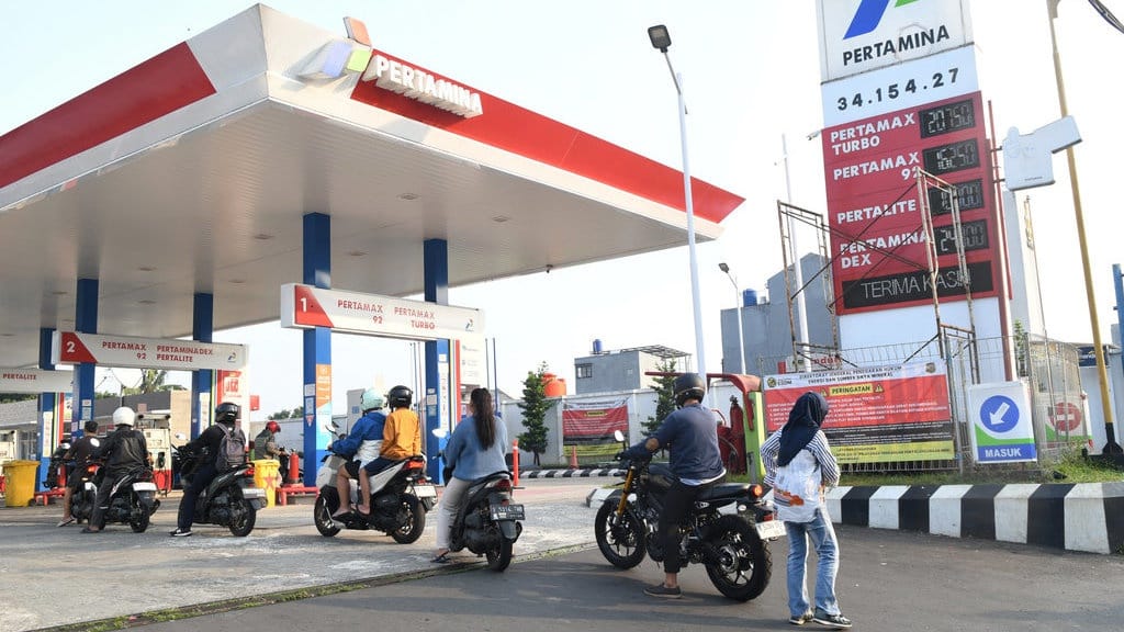 Apa Dampak Kenaikan Harga Pertamax di Kehidupan Sehari-hari? Apa Dampak Kenaikan Harga Pertamax di Kehidupan Sehari-hari?