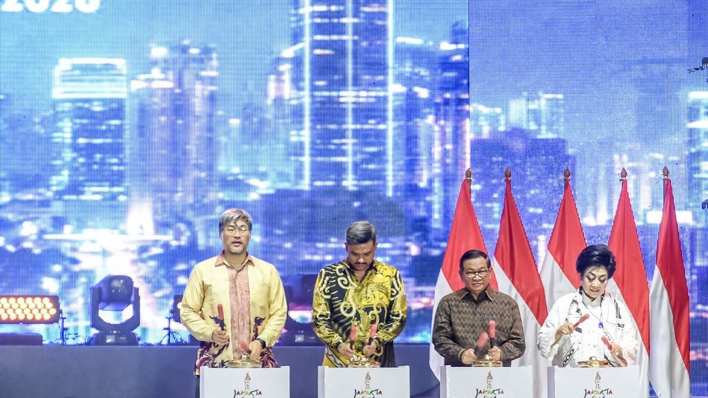 Pramono Harap Transaksi Jakarta Fair 2026 Capai Rp8 Triliun Pramono Harap Transaksi Jakarta Fair 2026 Capai Rp8 Triliun