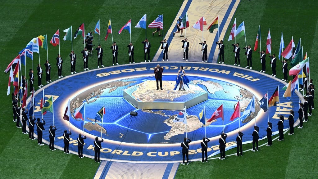 Kenapa Ada Halftime Show di Final Pildun 2026 & Live di Mana? Kenapa Ada Halftime Show di Final Pildun 2026 & Live di Mana?