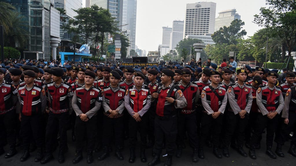 3.761 Personel Dikerahkan Amankan Demo di DPR dan Sekitar Monas 3.761 Personel Dikerahkan Amankan Demo di DPR dan Sekitar Monas