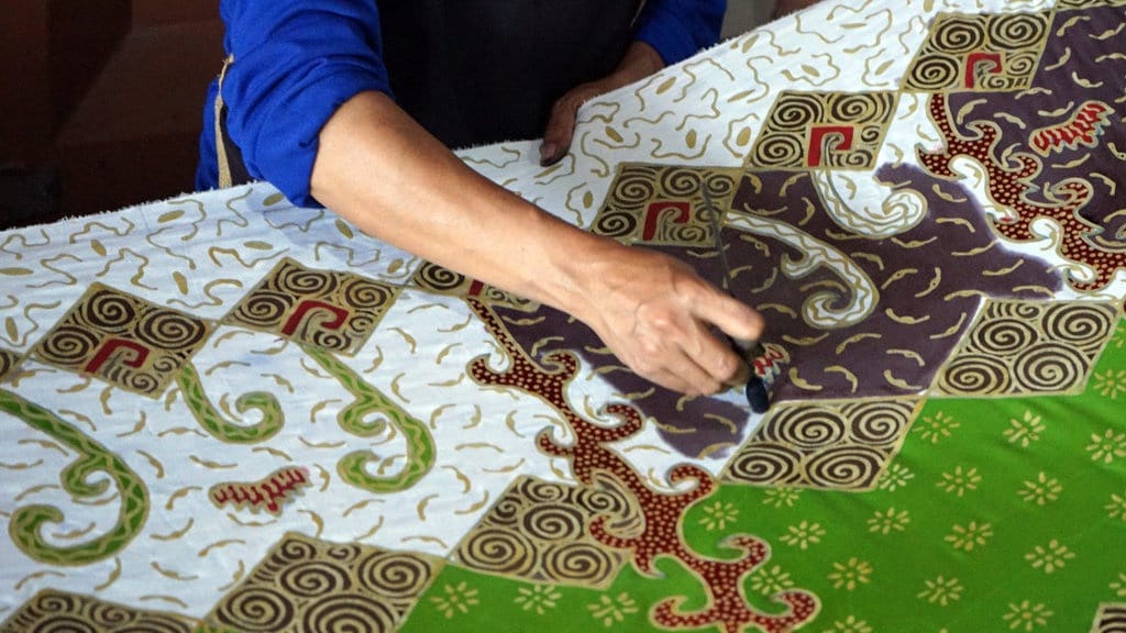 Hari Batik Nasional 2026 Tanggal Berapa & Apakah Libur? Hari Batik Nasional 2026 Tanggal Berapa & Apakah Libur?