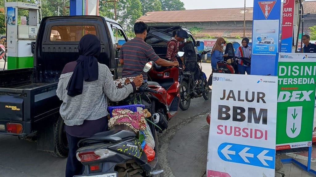 Harga Pertamax Naik, Warga Beralih ke Pertalite di Subang Harga Pertamax Naik, Warga Beralih ke Pertalite di Subang
