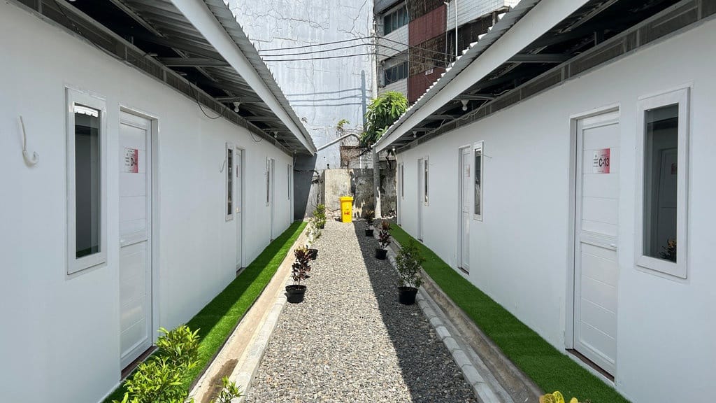 Suasana Rumah Hunian untuk Warga Gusuran Rel Senen Suasana Rumah Hunian untuk Warga Gusuran Rel Senen