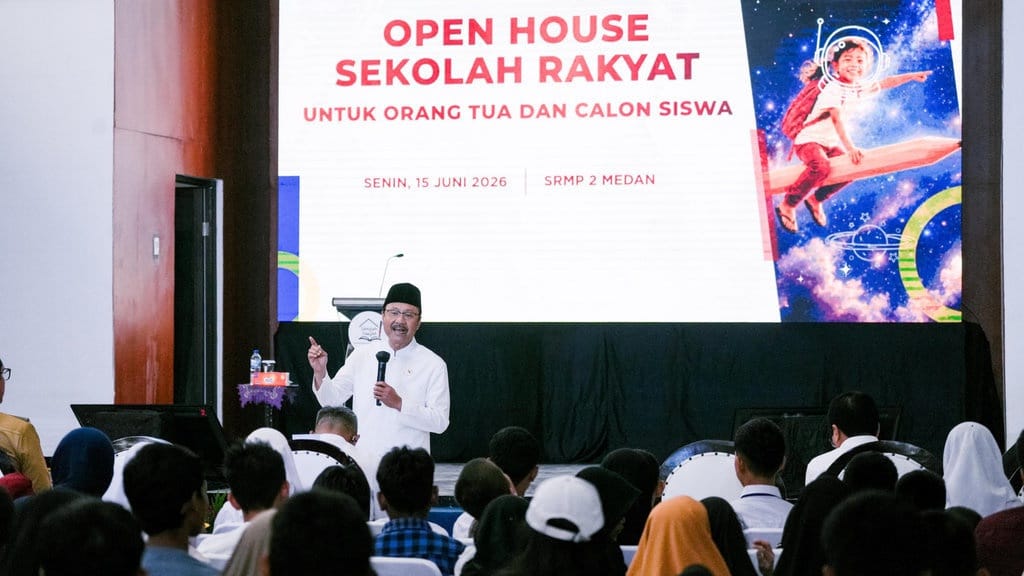 Mensos Ajak Warga di Medan Mengenal Gambaran Utuh Sekolah Rakyat Mensos Ajak Warga di Medan Mengenal Gambaran Utuh Sekolah Rakyat