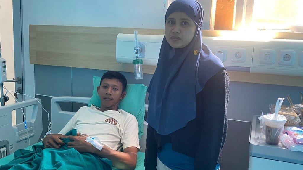 Yuni Rasakan Manfaat JKN Saat Dampingi Suami Berobat Yuni Rasakan Manfaat JKN Saat Dampingi Suami Berobat