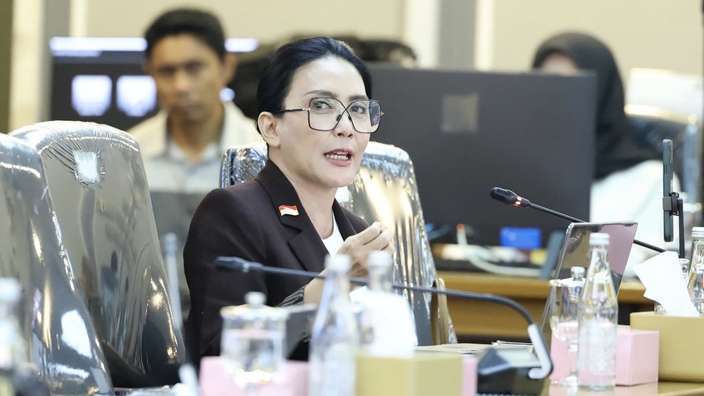 Rieke: Negara Jangan Pelit Ongkos untuk Lindungi Perempuan Rieke: Negara Jangan Pelit Ongkos untuk Lindungi Perempuan