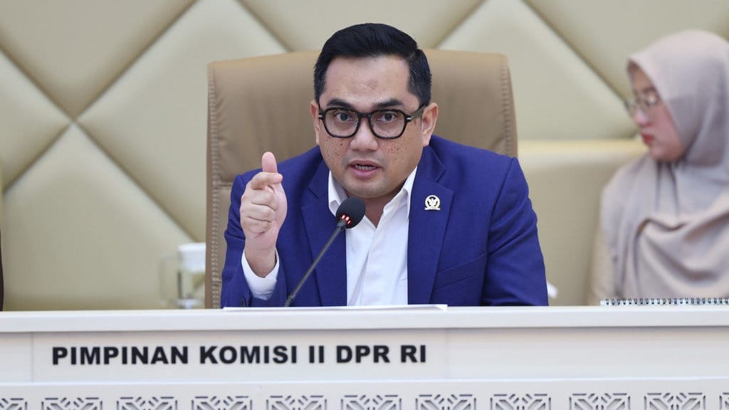 Komisi II: KPU-Bawaslu Perlu Kaji E-Voting untuk Pemilih di LN Komisi II: KPU-Bawaslu Perlu Kaji E-Voting untuk Pemilih di LN