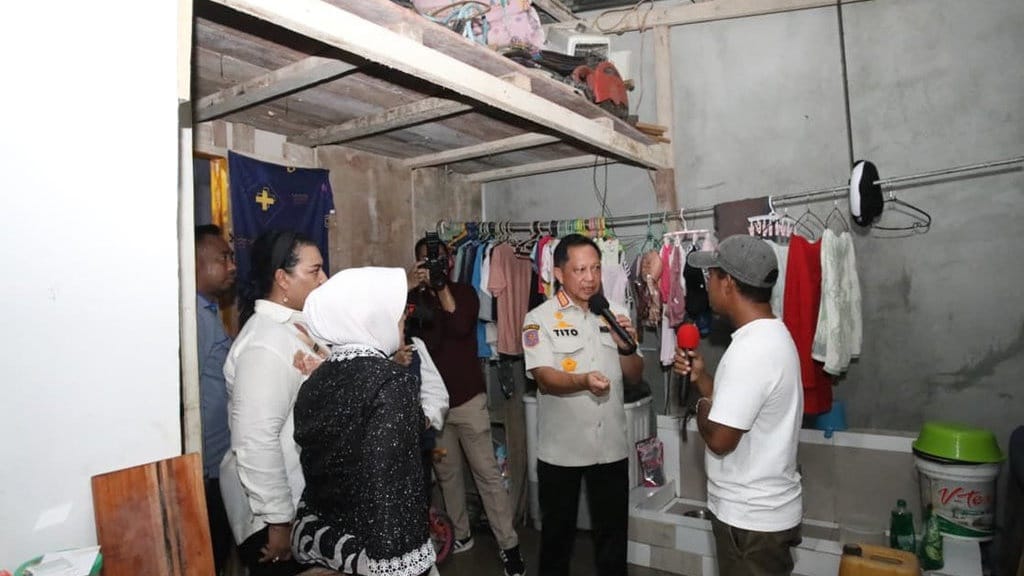 Mendagri Ajak Swasta Dukung Penyediaan Rumah Layak di Papua Mendagri Ajak Swasta Dukung Penyediaan Rumah Layak di Papua