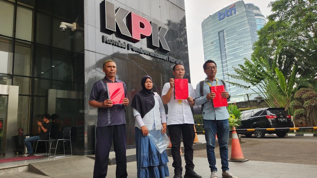 Warga Mandalika Lapor Dugaan Korupsi Pemukiman Kembali PT ITDC Warga Mandalika Lapor Dugaan Korupsi Pemukiman Kembali PT ITDC