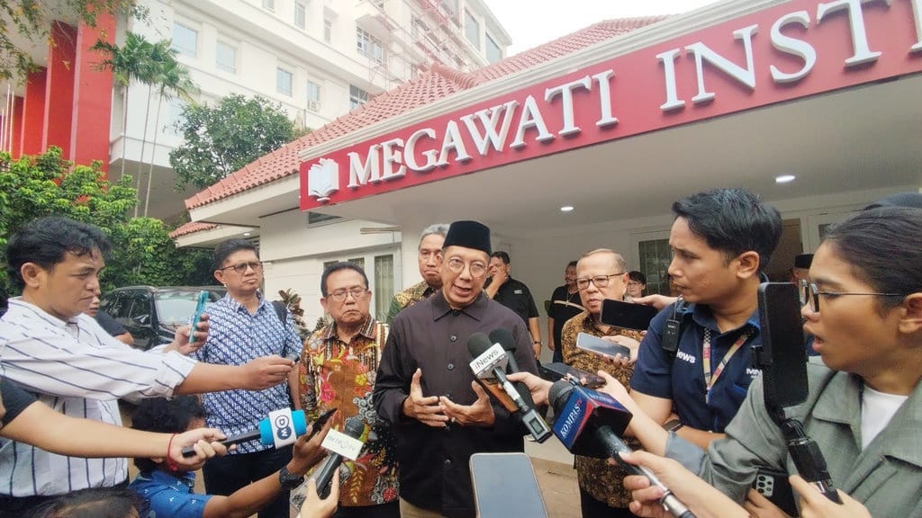 Temui Megawati, GNB Bawa Kritik soal Legislasi RUU TNI dan Polri Temui Megawati, GNB Bawa Kritik soal Legislasi RUU TNI dan Polri