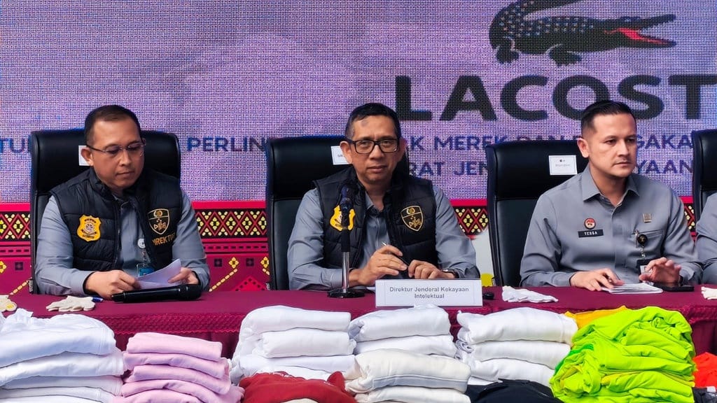 DJKI Musnahkan 567 Pakaian Lacoste Palsu Senilai Rp940 Juta DJKI Musnahkan 567 Pakaian Lacoste Palsu Senilai Rp940 Juta