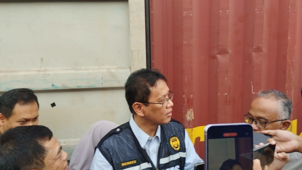 Purbaya Respons DPR Tolak Layer Cukai Tembakau: Siap Kaji Ulang Purbaya Respons DPR Tolak Layer Cukai Tembakau: Siap Kaji Ulang