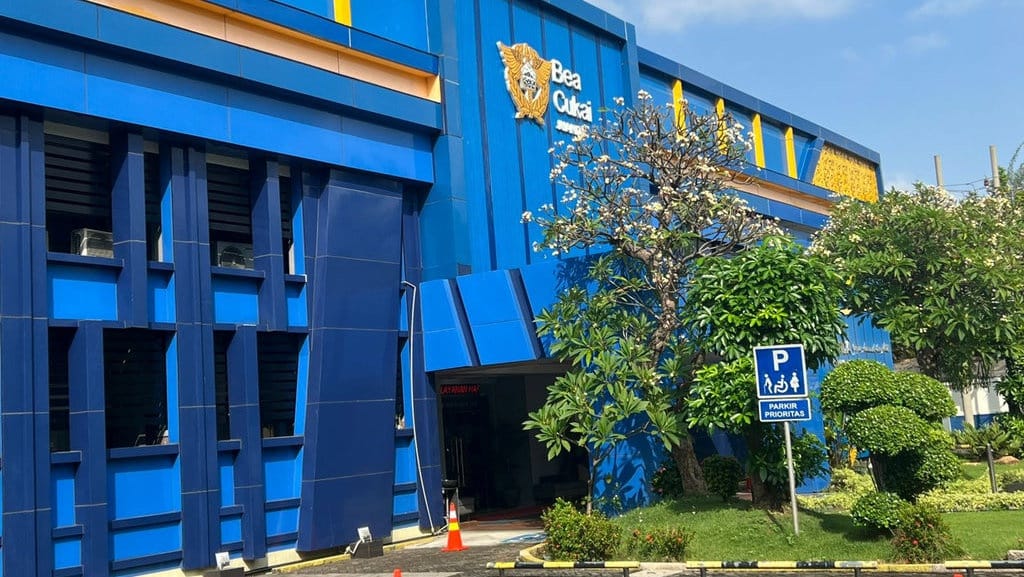 Kasus Impor Ponsel Ilegal, Polri Geledah Kantor Bea Cukai Juanda Kasus Impor Ponsel Ilegal, Polri Geledah Kantor Bea Cukai Juanda
