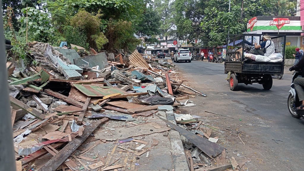 Penjelasan Wali Kota Farhan soal Penggusuran di Jalan Dipatiukur Penjelasan Wali Kota Farhan soal Penggusuran di Jalan Dipatiukur
