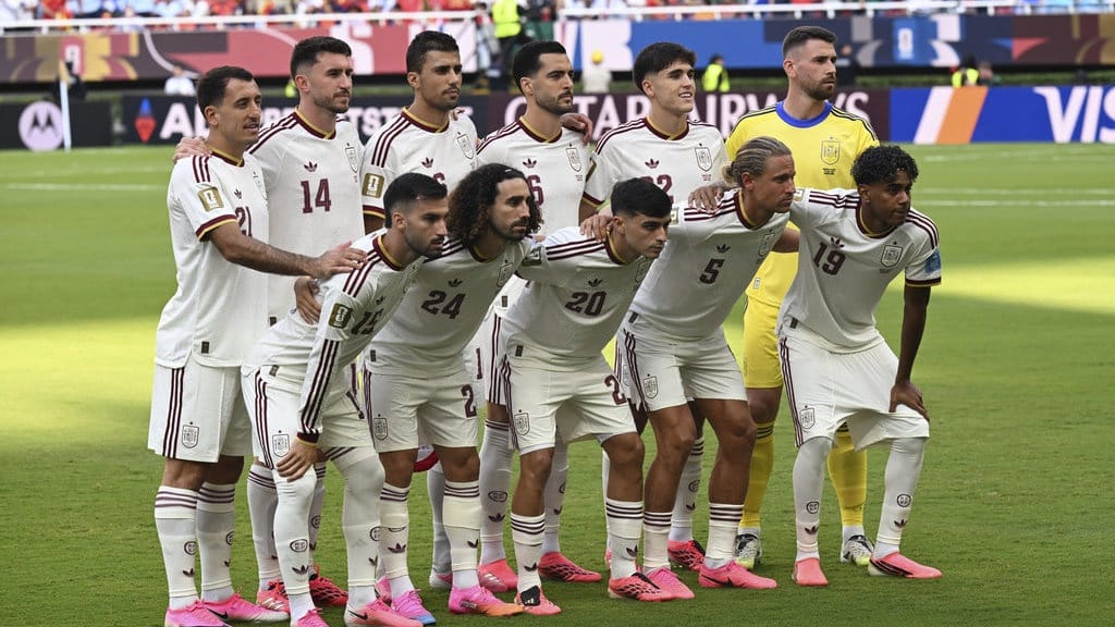 Siaran Langsung Spanyol vs Austria 32 Besar Piala Dunia di TVRI Siaran Langsung Spanyol vs Austria 32 Besar Piala Dunia di TVRI
