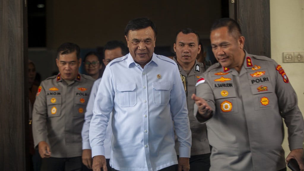 Menkopolkam Tingkatkan Pola Pengamanan TNI-Polri di Papua Menkopolkam Tingkatkan Pola Pengamanan TNI-Polri di Papua