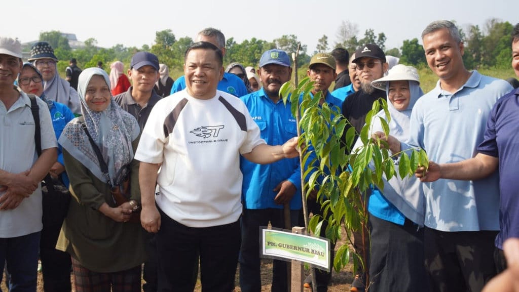 Mukhlisin Jadi Plt Bupati Kuansing usai Suhardiman Kena OTT KPK Mukhlisin Jadi Plt Bupati Kuansing usai Suhardiman Kena OTT KPK