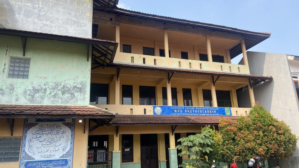 Cerita MTs Sepi Peminat di Depok, Pendaftar Baru 15 Siswa Cerita MTs Sepi Peminat di Depok, Pendaftar Baru 15 Siswa
