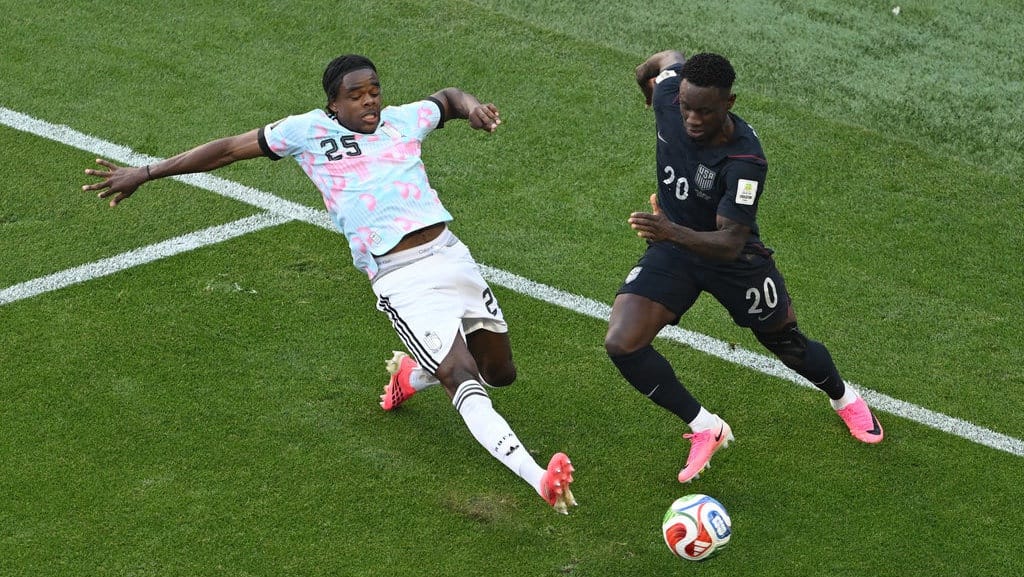 Trump Sukses Lobi FIFA, tapi Gagal Selamatkan AS dari Kekalahan Trump Sukses Lobi FIFA, tapi Gagal Selamatkan AS dari Kekalahan