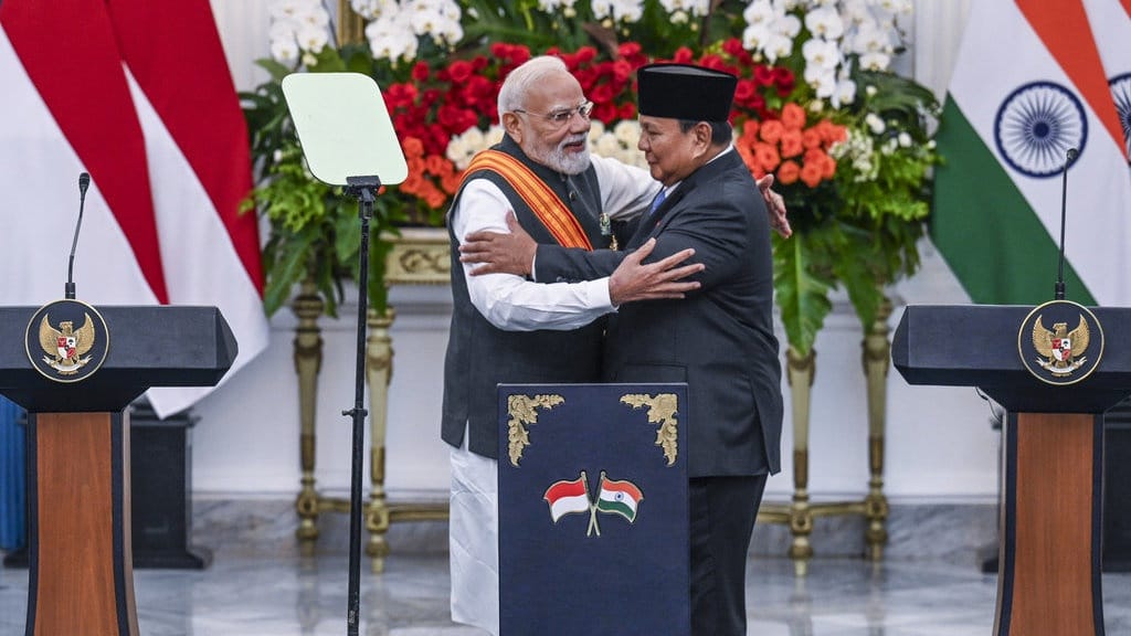 Modi: Indonesia-India Bisa Saling Bantu Soal Visi Pembangunan Modi: Indonesia-India Bisa Saling Bantu Soal Visi Pembangunan