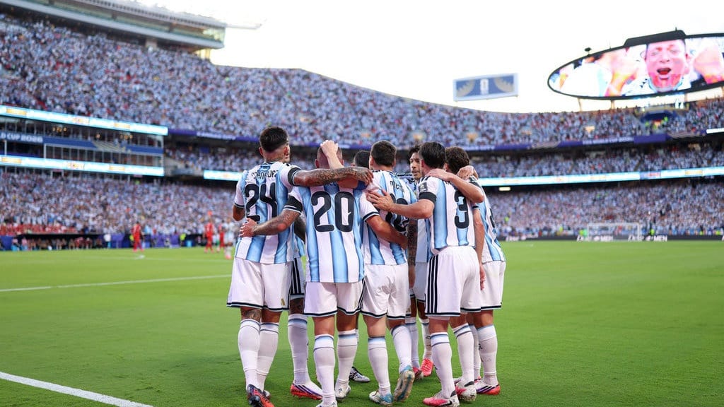 Update Hasil Argentina vs Swiss, Statistik, & Rapor Messi Update Hasil Argentina vs Swiss, Statistik, & Rapor Messi