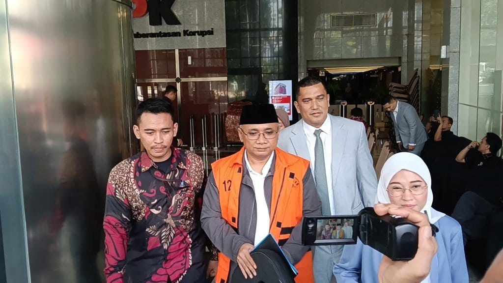 Berkas Perkara Lengkap, Yaqut Siap Terbuka di Sidang Kasus Haji Berkas Perkara Lengkap, Yaqut Siap Terbuka di Sidang Kasus Haji
