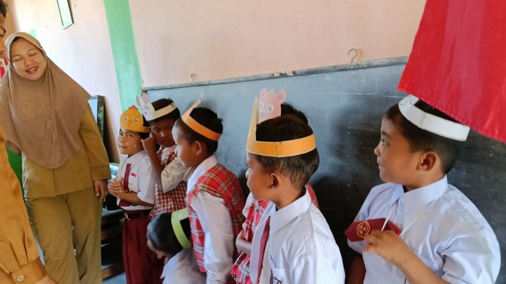 Cerita SD Negeri di Jember Cuma Dapat 7 Siswa Baru, Tahun Lalu 1 Cerita SD Negeri di Jember Cuma Dapat 7 Siswa Baru, Tahun Lalu 1