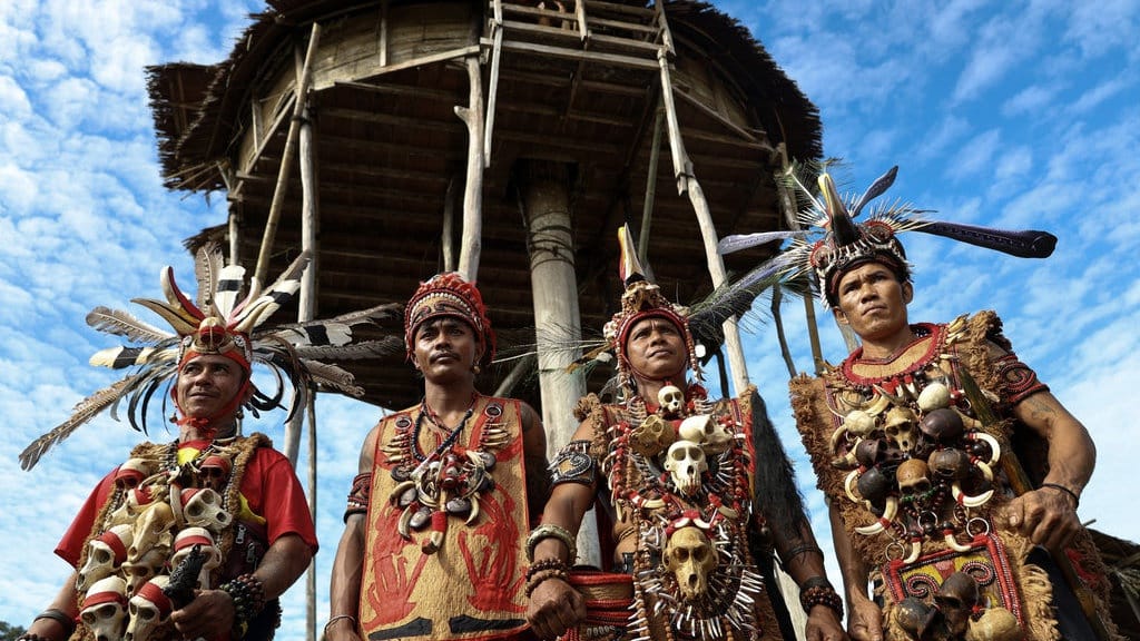 Denyut Gawai Nyobeng di Jantung Perbatasan Borneo Denyut Gawai Nyobeng di Jantung Perbatasan Borneo