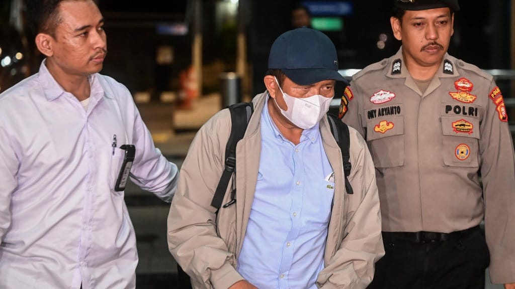 KPK Ungkap OTT Bupati Lombok Terkait Konflik Kepentingan KPK Ungkap OTT Bupati Lombok Terkait Konflik Kepentingan