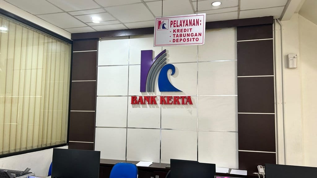 Diduga Kredit Fiktif, BPR Kerta Raharja Dilaporkan ke Kejari Diduga Kredit Fiktif, BPR Kerta Raharja Dilaporkan ke Kejari