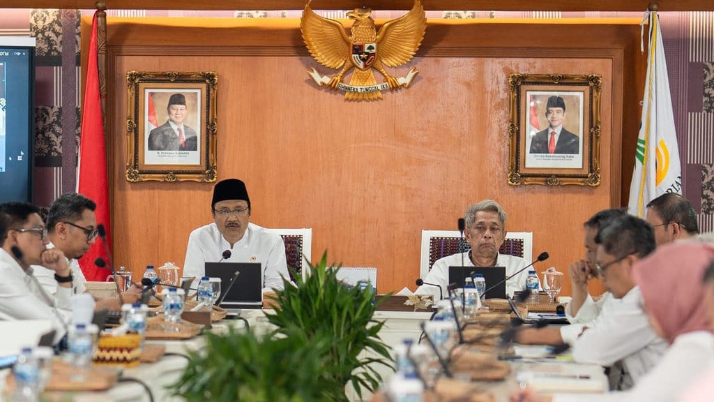Gus Ipul Terjemahkan Arahan Presiden ke Program Kemensos Gus Ipul Terjemahkan Arahan Presiden ke Program Kemensos