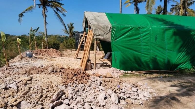 Kemenhut Ungkap Tambang Ilegal di Kawasan TWA Tanjung Tampa NTB Kemenhut Ungkap Tambang Ilegal di Kawasan TWA Tanjung Tampa NTB