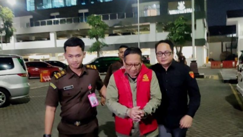 Eks Dirut Kebun Binatang Surabaya Jadi Tersangka Korupsi Eks Dirut Kebun Binatang Surabaya Jadi Tersangka Korupsi