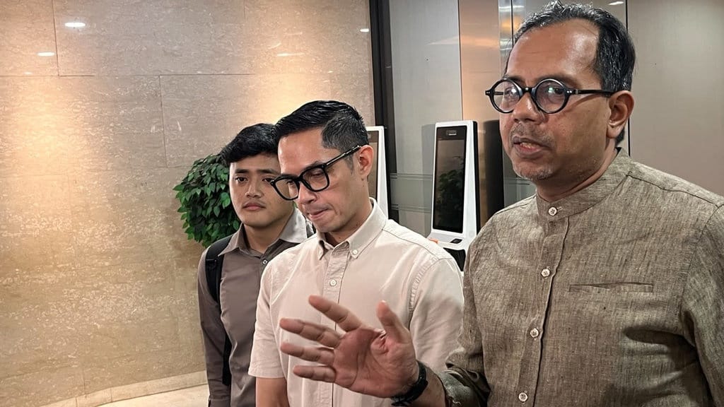Polri Sita Duit BA Aktor Dude Harlino di PT DSI Rp5,2 M Polri Sita Duit BA Aktor Dude Harlino di PT DSI Rp5,2 M