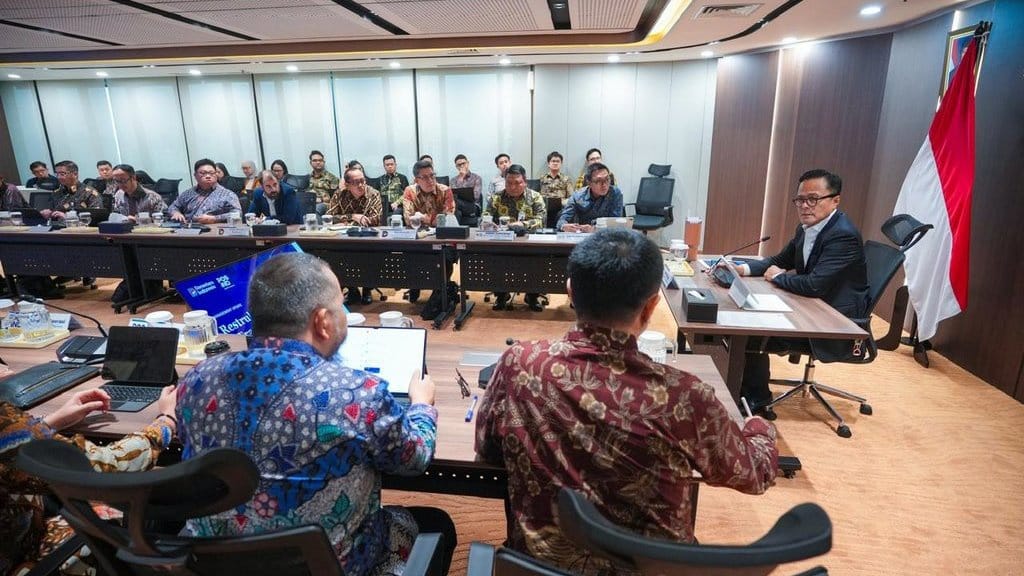 Manajemen Baru PT Pos Koreksi Pembukuan hingga Rp9 Triliun Manajemen Baru PT Pos Koreksi Pembukuan hingga Rp9 Triliun