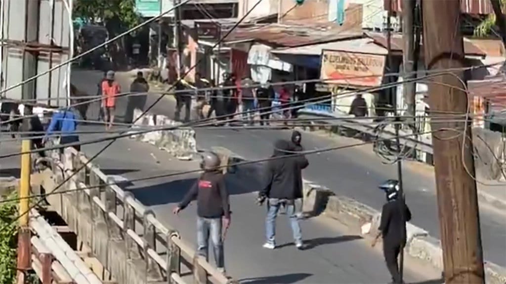 Polisi Tetapkan Tujuh Tersangka Bentrokan Maut di Menteng Polisi Tetapkan Tujuh Tersangka Bentrokan Maut di Menteng