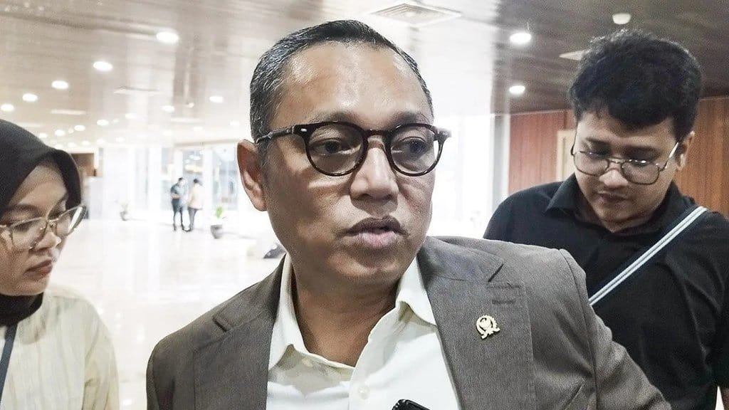 Deddy Sitorus Klarifikasi Ucapan 'Kayak Sirkus' di Rapat DPR Deddy Sitorus Klarifikasi Ucapan 'Kayak Sirkus' di Rapat DPR