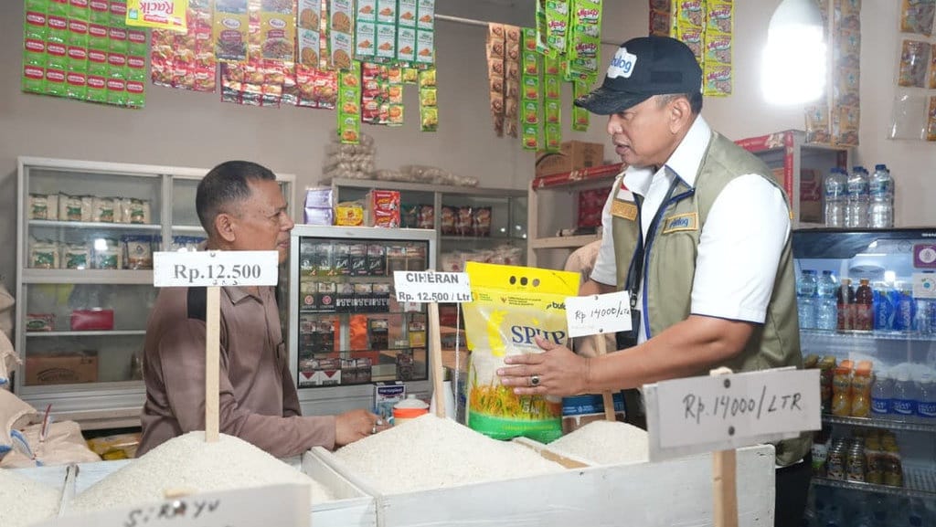 BULOG Edukasi Warga Kenali Mutu Beras Agar Tepat Pilih Produk BULOG Edukasi Warga Kenali Mutu Beras Agar Tepat Pilih Produk