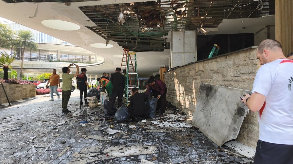 Kondisi Hotel Pullman Jakarta Barat usai Terbakar Kondisi Hotel Pullman Jakarta Barat usai Terbakar
