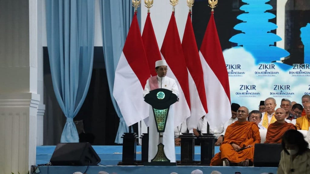 BAZNAS Ajak Umat Pererat Persatuan Melalui Gerakan Zakat BAZNAS Ajak Umat Pererat Persatuan Melalui Gerakan Zakat
