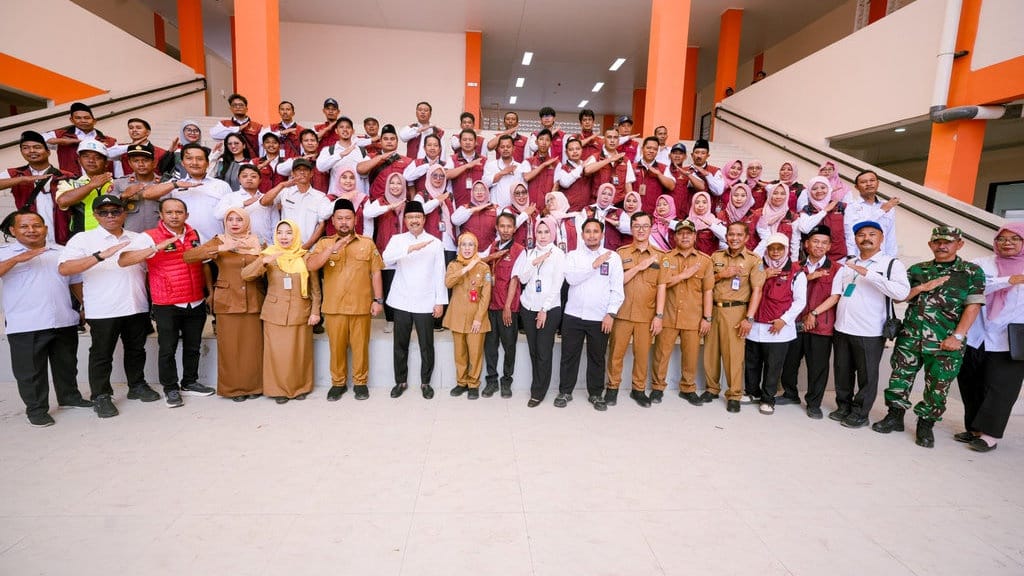 Gus Ipul Pastikan 1000 Taruna Sudah Bertugas di Sekolah Rakyat Gus Ipul Pastikan 1000 Taruna Sudah Bertugas di Sekolah Rakyat
