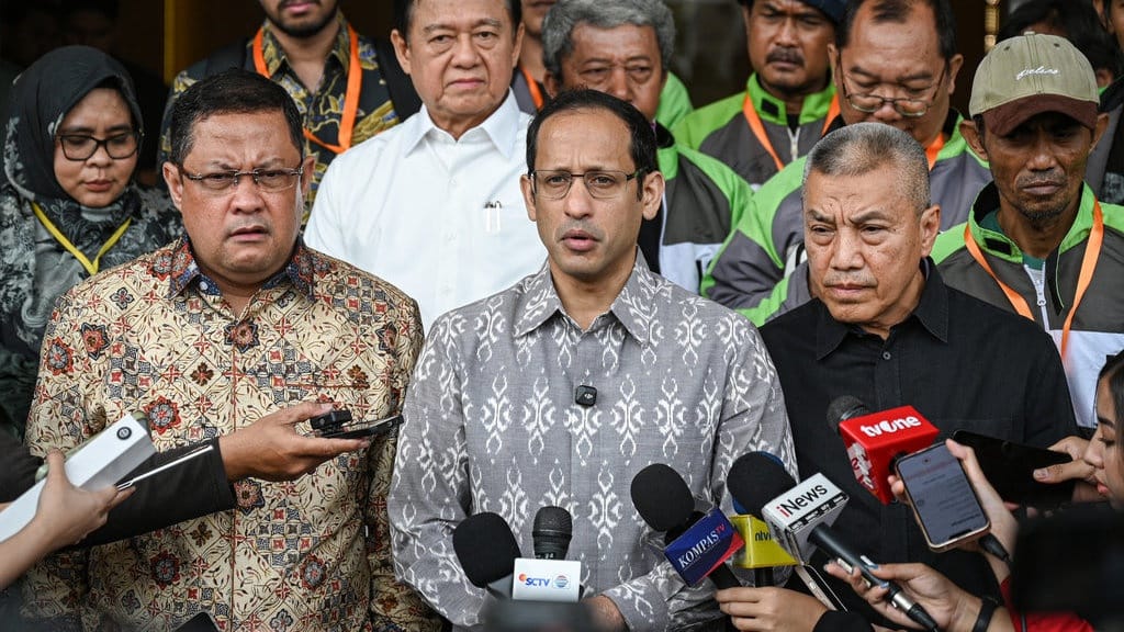 PT Jakarta Kabulkan Pemeriksaan Ulang 5 Saksi Kunci Kasus Nadiem PT Jakarta Kabulkan Pemeriksaan Ulang 5 Saksi Kunci Kasus Nadiem