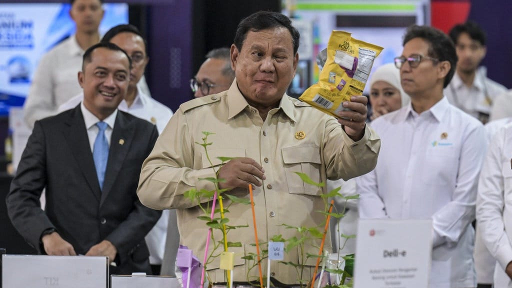Prabowo Resmikan 3.395 Jembatan & 3.000 Sumber Air Bersih Prabowo Resmikan 3.395 Jembatan & 3.000 Sumber Air Bersih