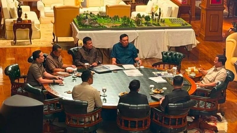 Prabowo Perintahkan PLN& Pertamina Pangkas Anak-Cucu Perusahaan Prabowo Perintahkan PLN& Pertamina Pangkas Anak-Cucu Perusahaan