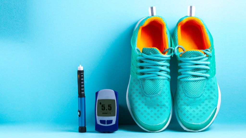 7 Rekomendasi Sepatu untuk Orang Diabetes yang Nyaman 7 Rekomendasi Sepatu untuk Orang Diabetes yang Nyaman
