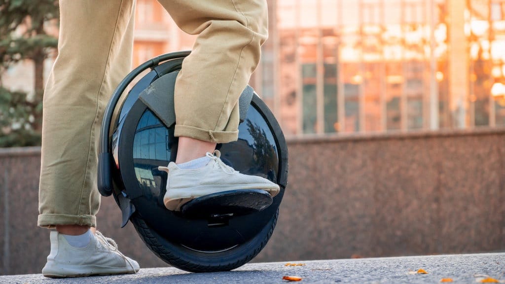 Mengenal INMOTION dan Inovasi Teknologi Electric Unicycle Mengenal INMOTION dan Inovasi Teknologi Electric Unicycle