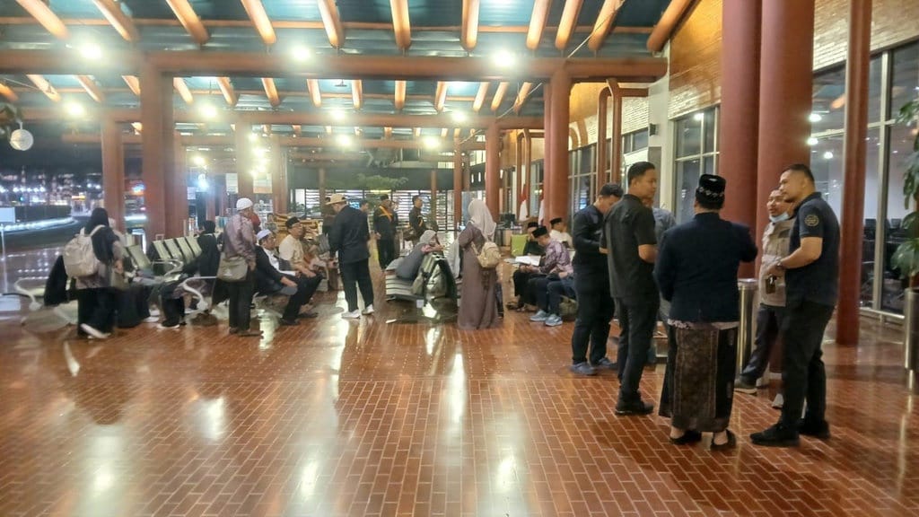 Kemenhaj Ungkap 33 Jemaah Gagal Berangkat Umrah Kemenhaj Ungkap 33 Jemaah Gagal Berangkat Umrah
